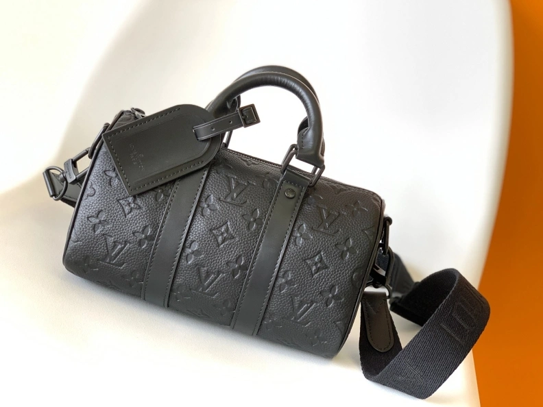 Versatile LX Speedy Bags 12722
