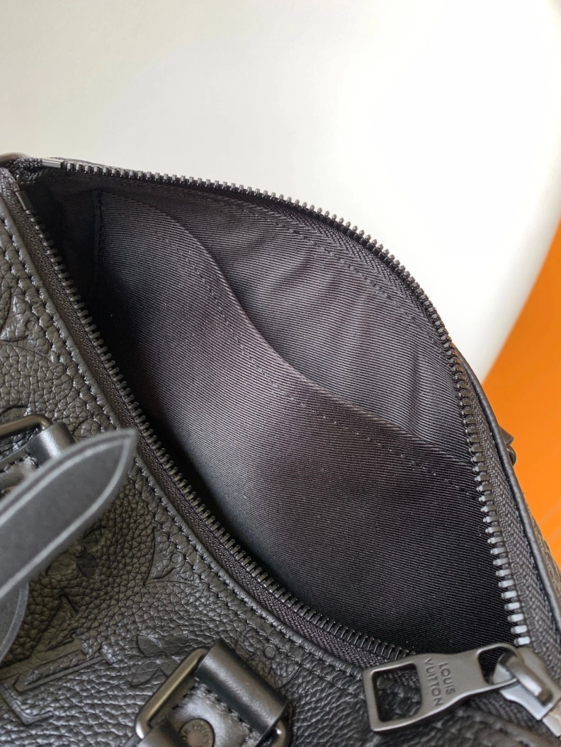 Versatile LX Speedy Bags 12722