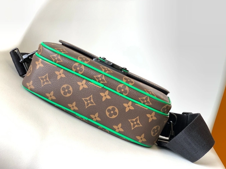 Trendsetting LX Satchel Bags 12989