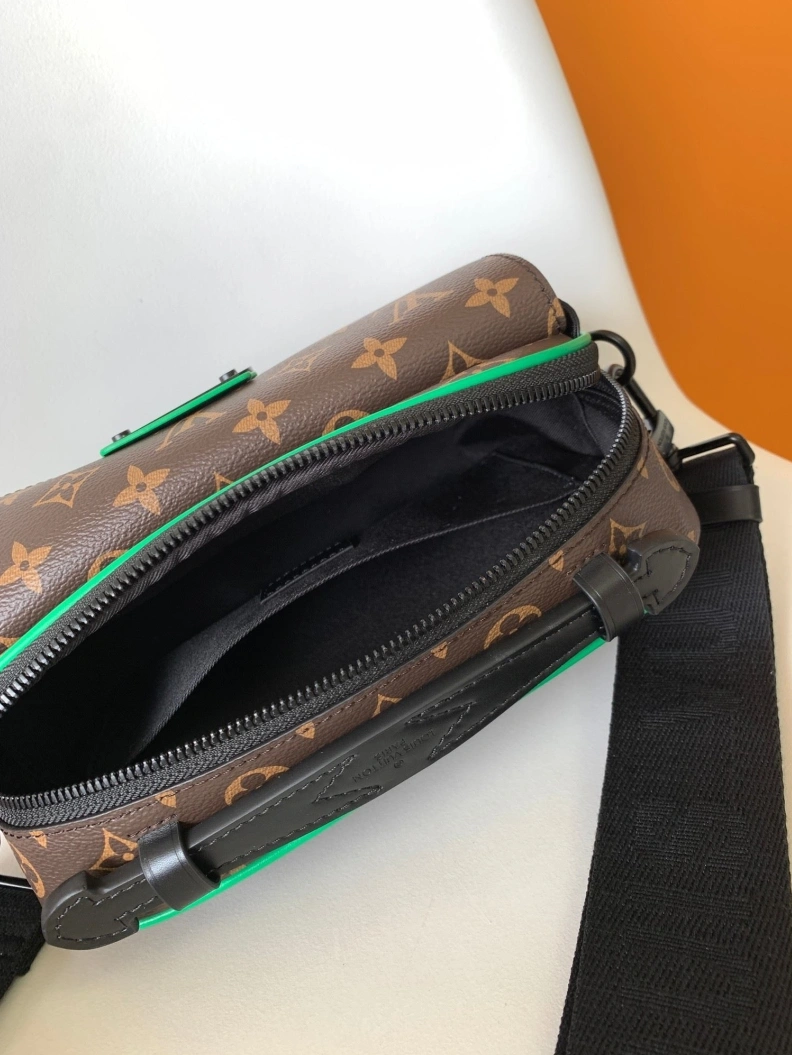 Trendsetting LX Satchel Bags 12989