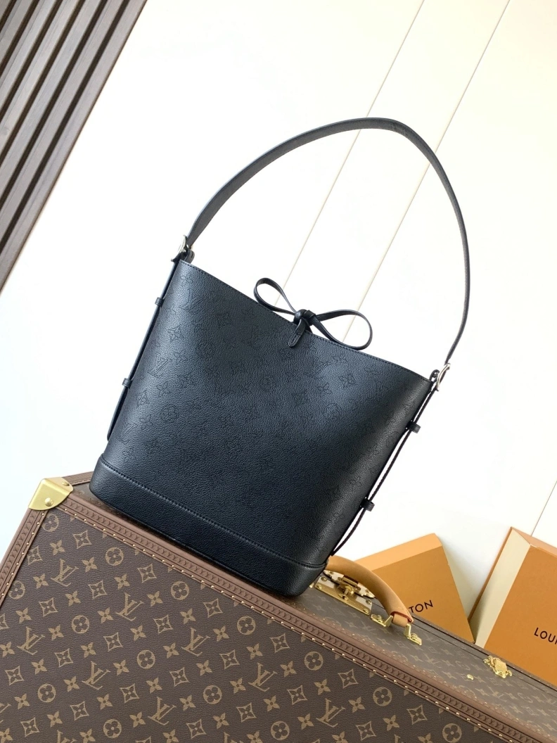 Vibrant LX Bucket Bags 13217