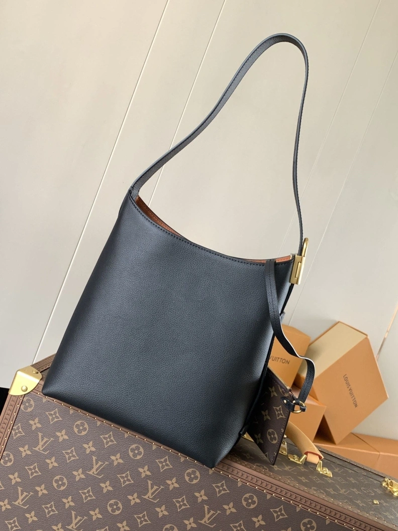 Bright LX Bucket Bags 13209