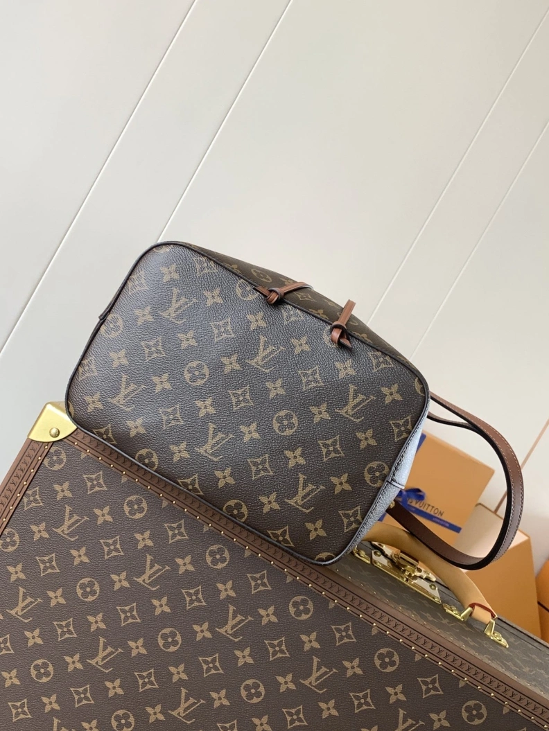 Minimalist LX Bucket Bags 13201