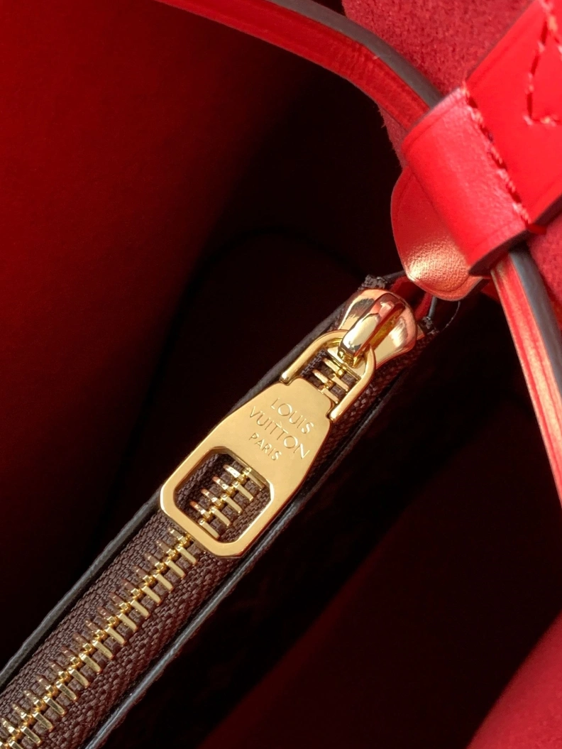 Refined LX Bucket Bags 13215