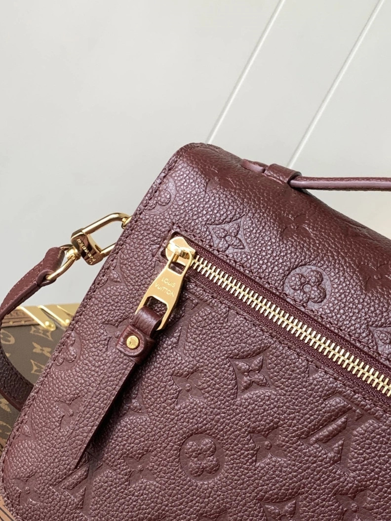 Sophisticated LX Satchel Bags 12986