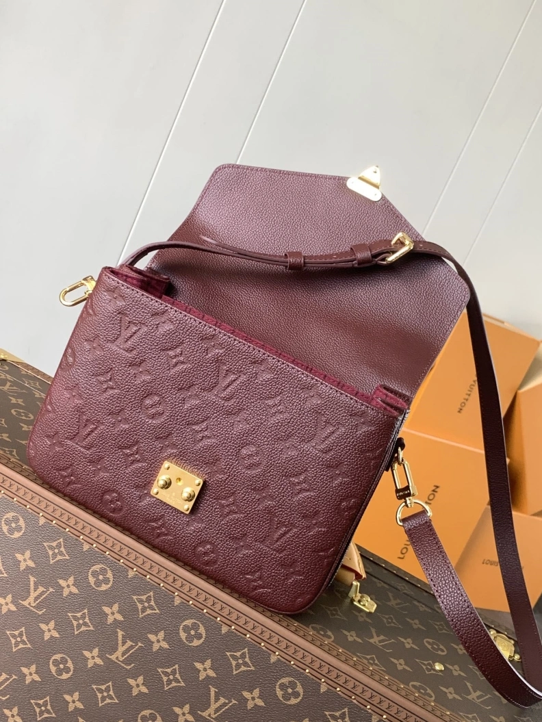 Sophisticated LX Satchel Bags 12986