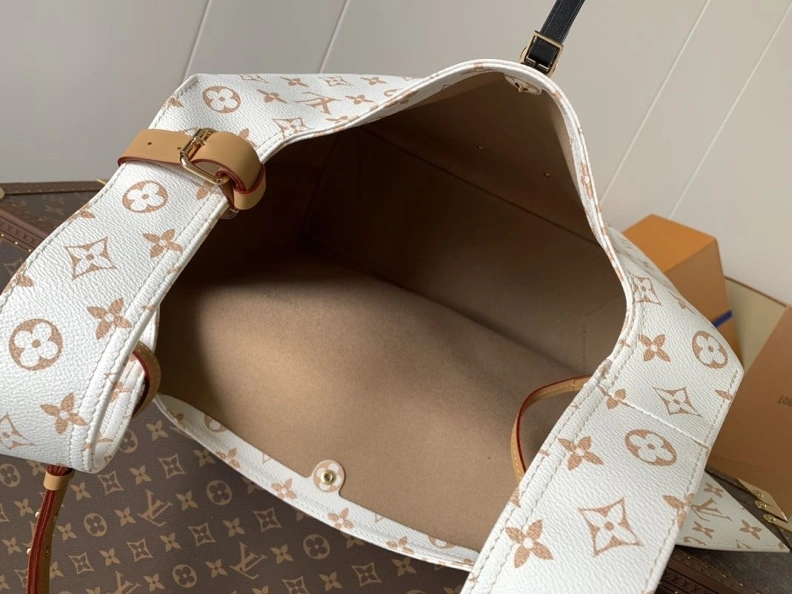 Breathable LX Top Handle Bags 12640