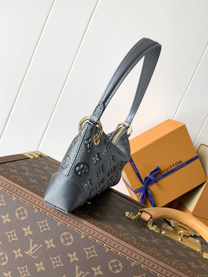 Versatile LX Top Handle Bags 12658
