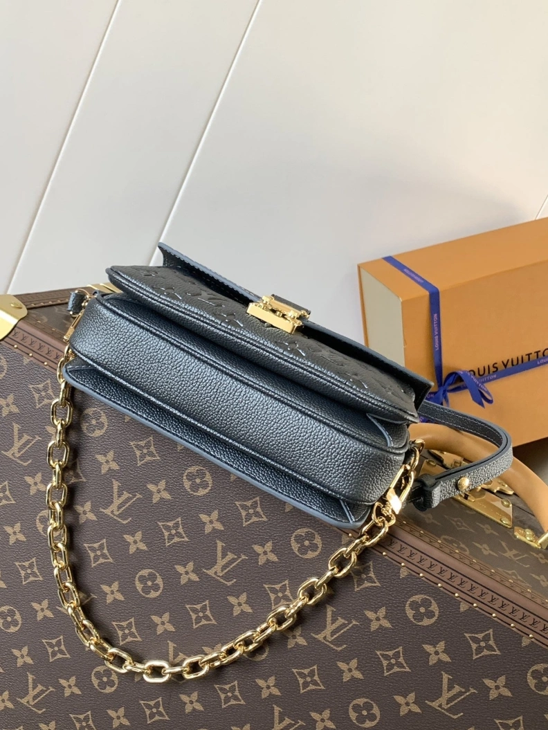 Efficient LX Top Handle Bags 12592
