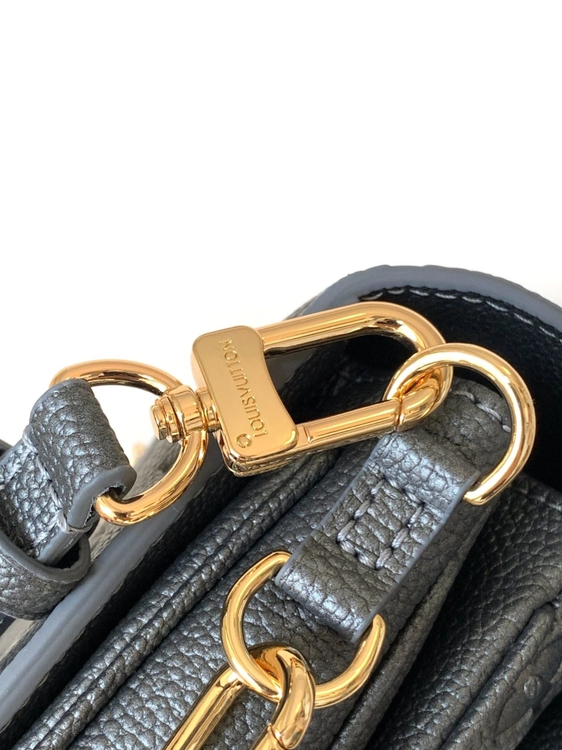Efficient LX Top Handle Bags 12592
