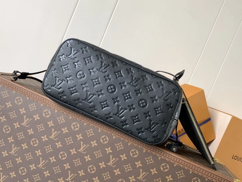 Resilient LX Shopping Bags 12787