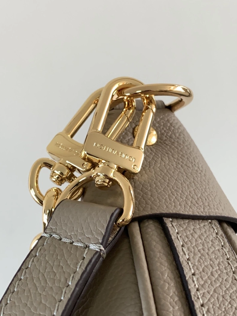 Resilient LX Satchel Bags 12952