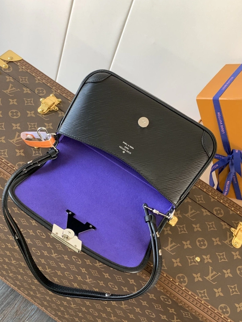 Fashionable LX Satchel Bags 12962