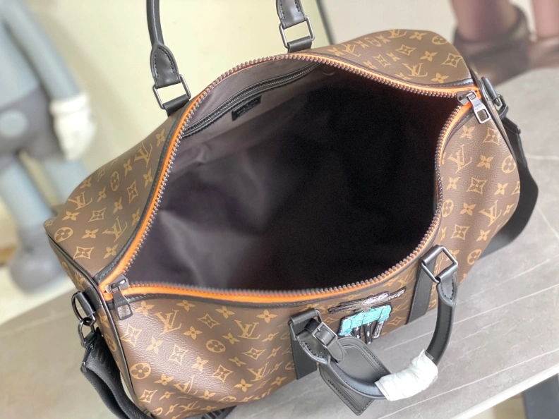 AllSeason LX Travel Bags 12515