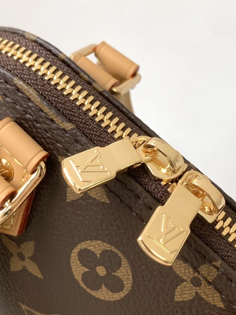 Breathable LX Top Handle Bags 12612