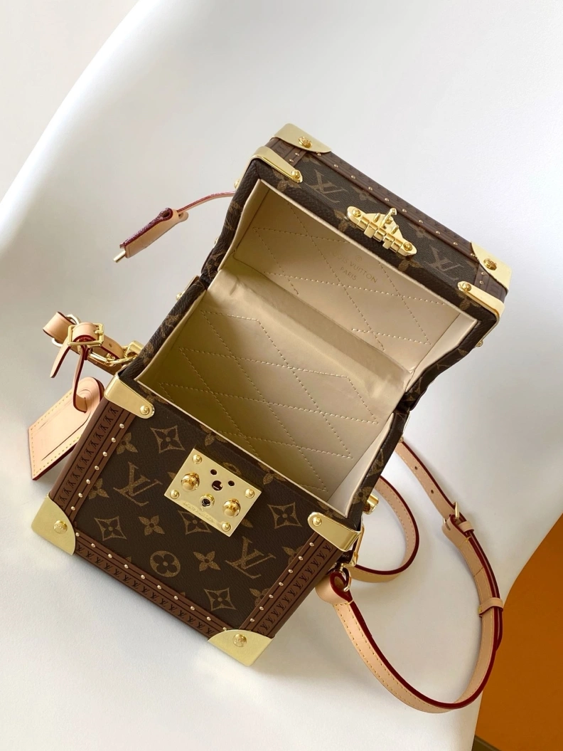 DailyWear LX Box Bags 13225