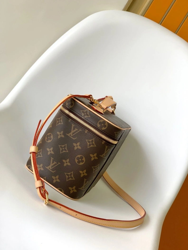 LX Cosmetic Bags DailyWear 13128
