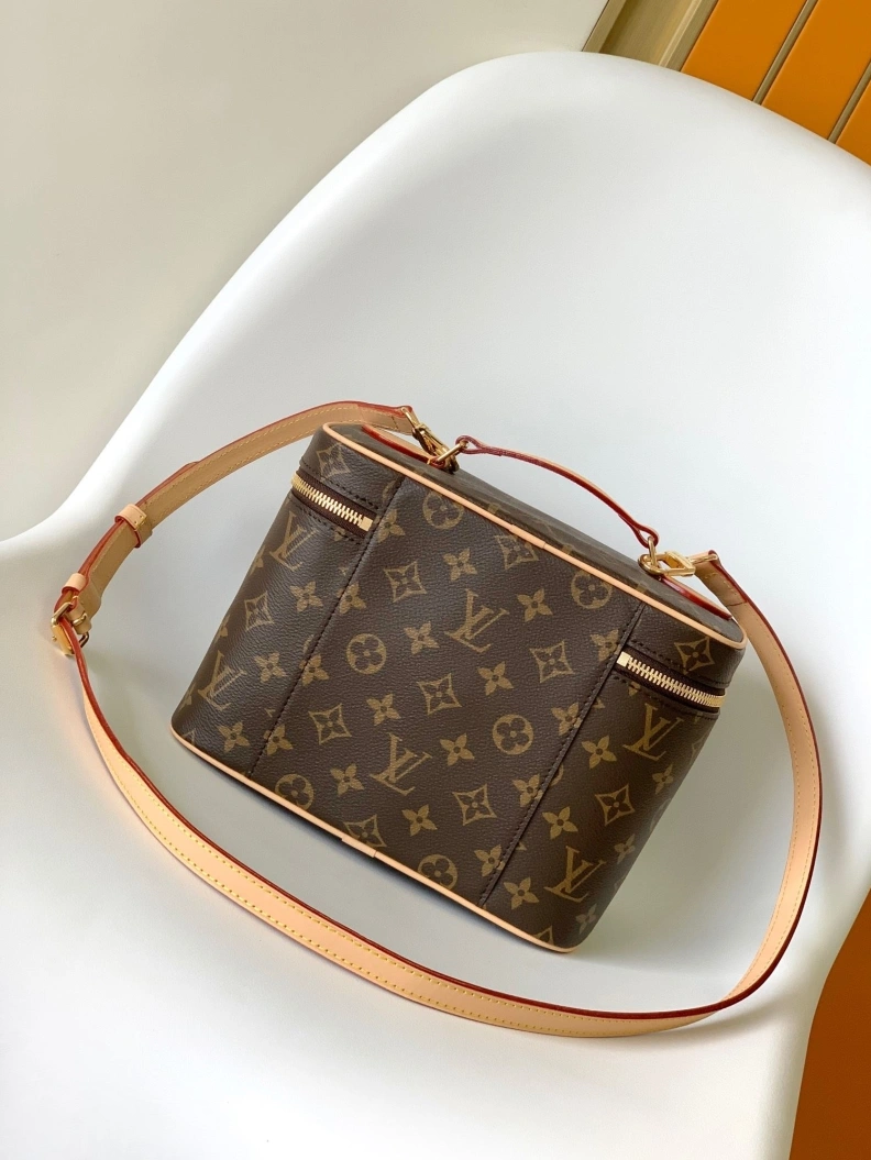 LX Cosmetic Bags DailyWear 13128
