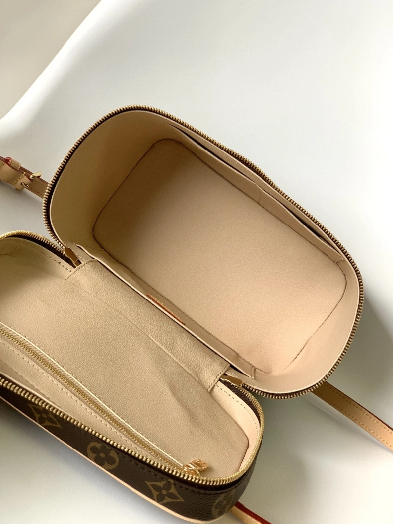LX Cosmetic Bags DailyWear 13128