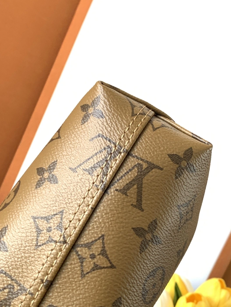 Affordable LX Top Handle Bags 12579