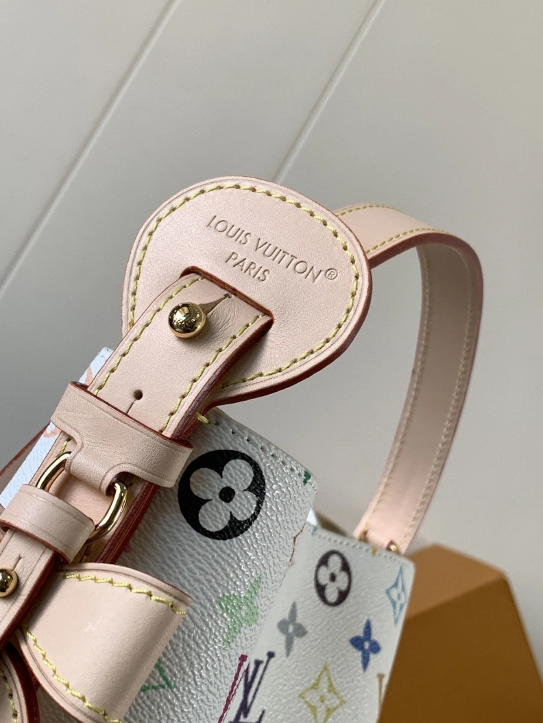Versatile LX Bucket Bags 13181
