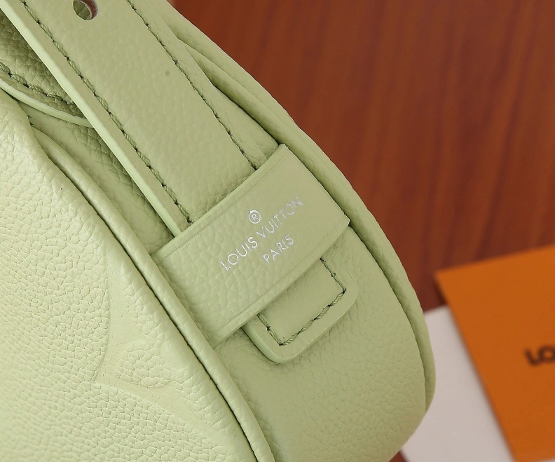LX Top Handle Bags HighQuality 12570