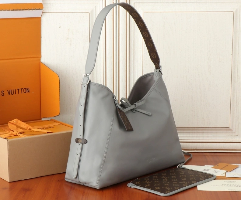 Comfortable LX Top Handle Bags 12561