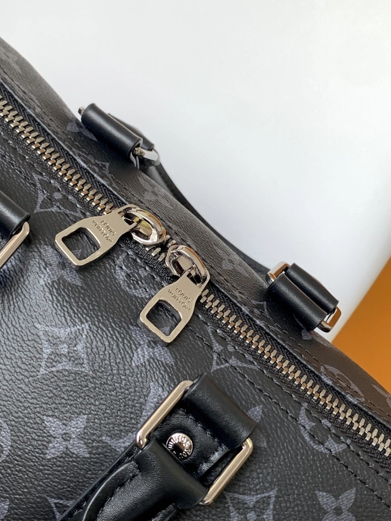 Sleek LX Travel Bags 12508