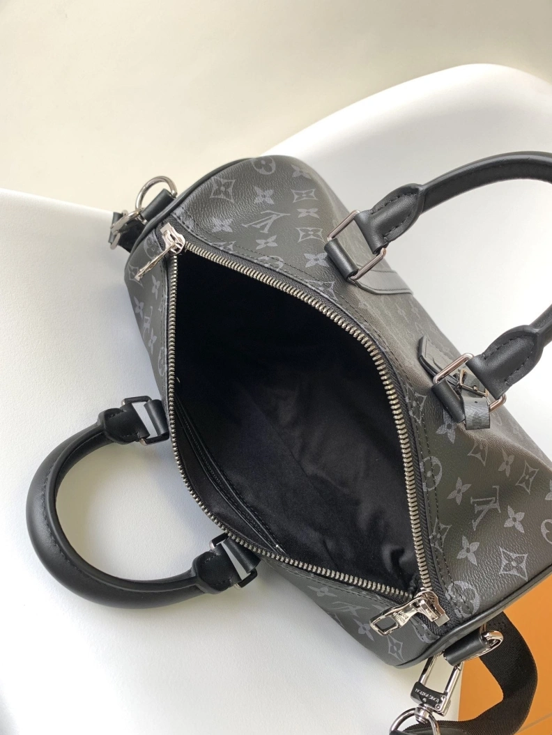 Sleek LX Travel Bags 12508