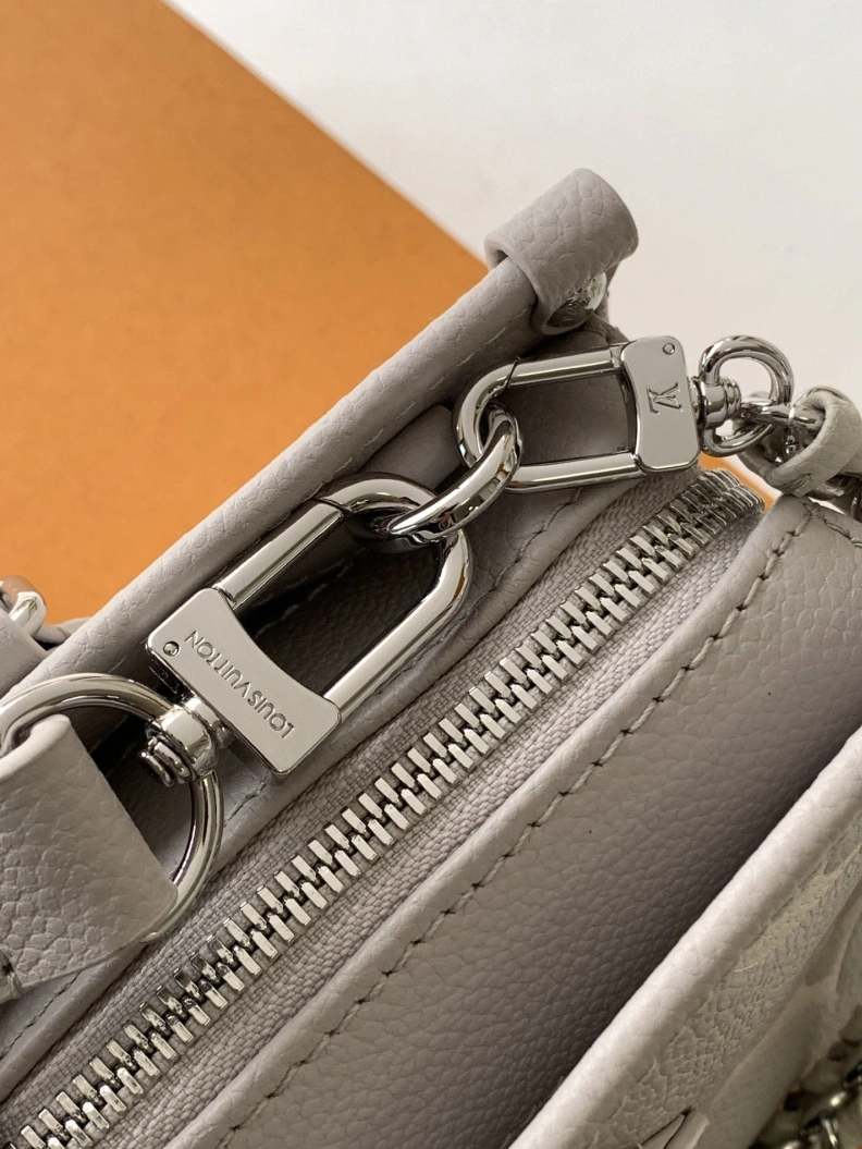 SportInspired LX Top Handle Bags 12549