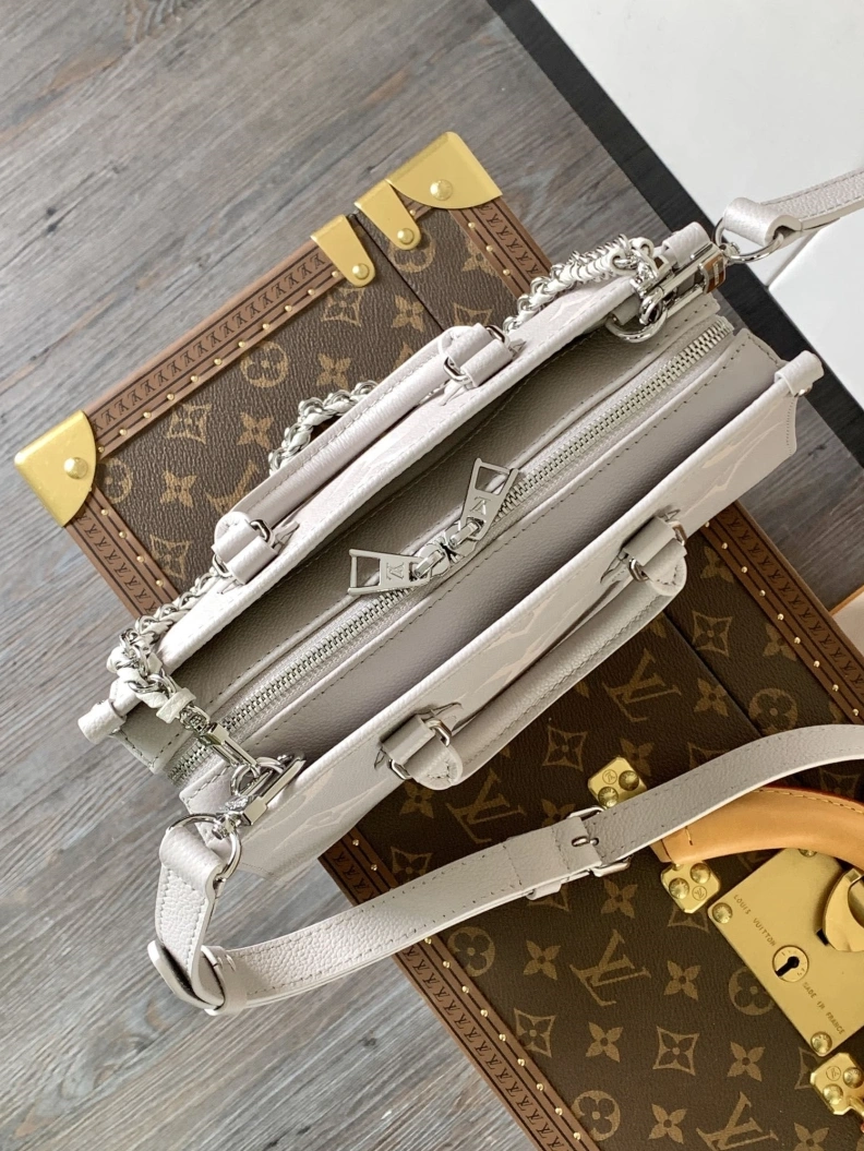 SportInspired LX Top Handle Bags 12549