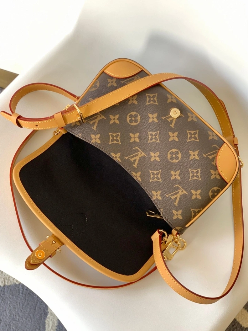 Soft LX Satchel Bags 12912