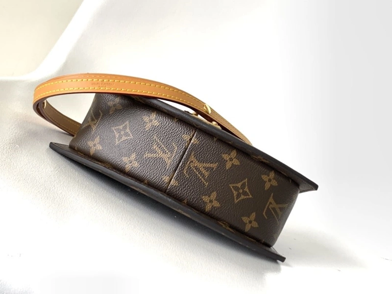 LX Top Handle Bags Reliable 21850