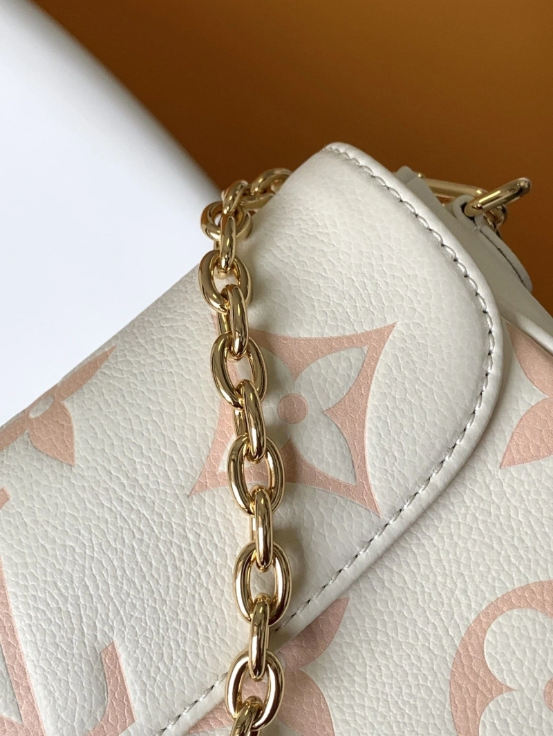 Comfortable LX Satchel bags 21657