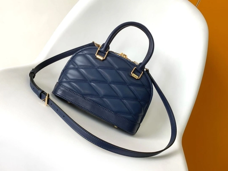 DailyWear LX Top Handle Bags 21432