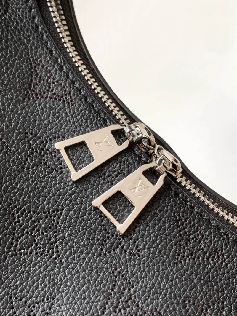 Versatile LX Top Handle Bags 21421
