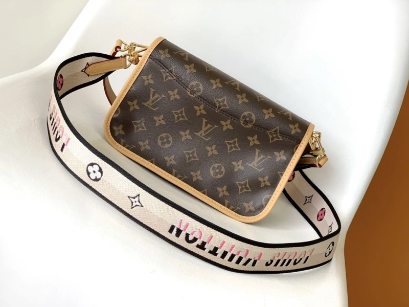 LX Satchel bags Bold 21615