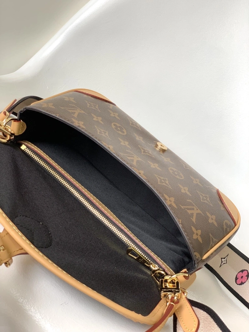 LX Satchel bags Bold 21615