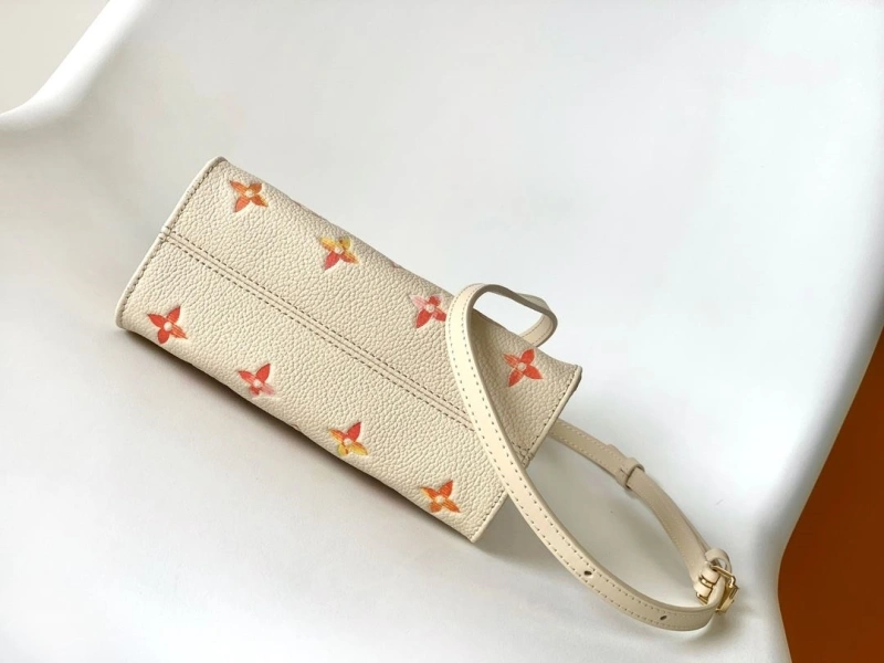 Affordable LX Shopping Bags 21510