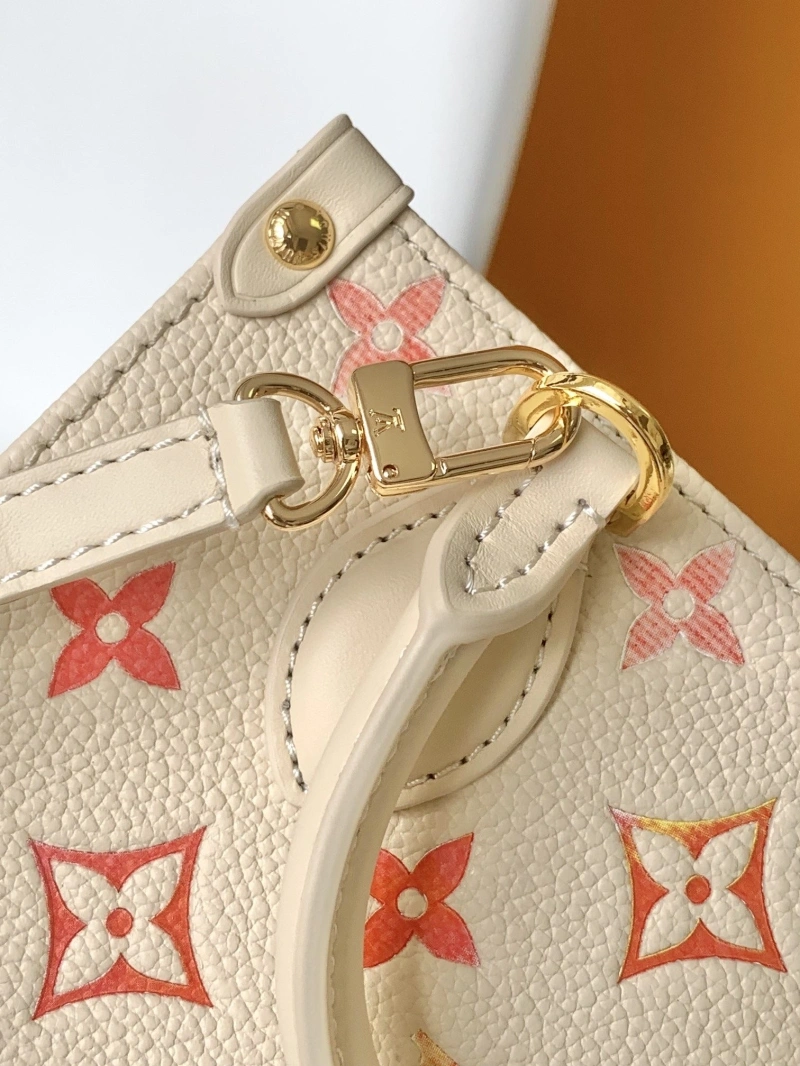 Affordable LX Shopping Bags 21510