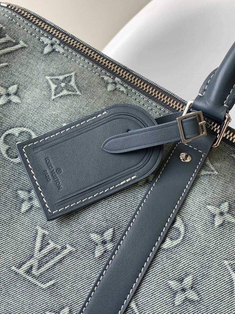 Sleek LX Travel Bags 19102