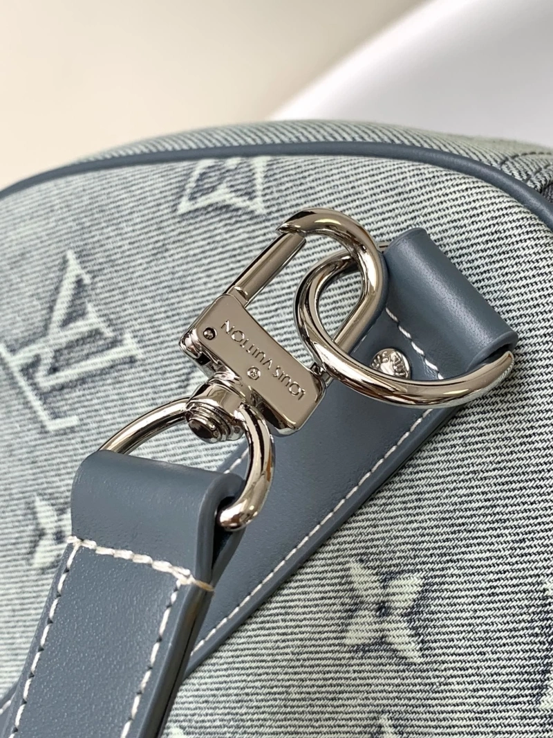 Sleek LX Travel Bags 19102