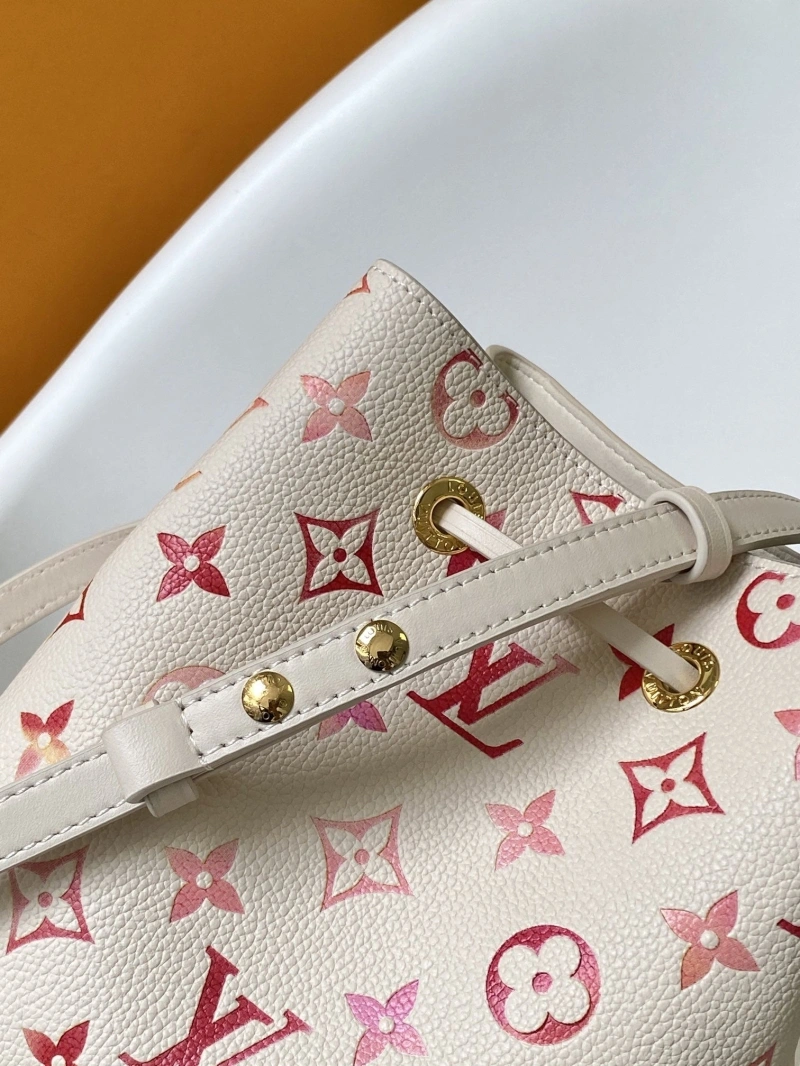 LX Bucket Bags Cozy 19631