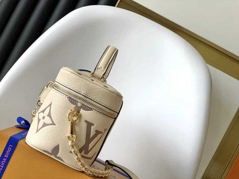 Compact LX Cosmetic Bags 19553