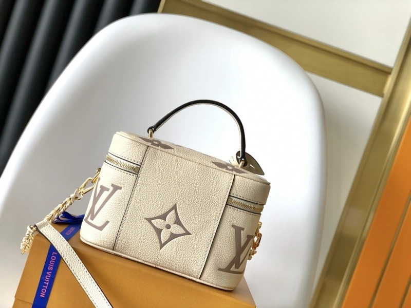 Compact LX Cosmetic Bags 19553