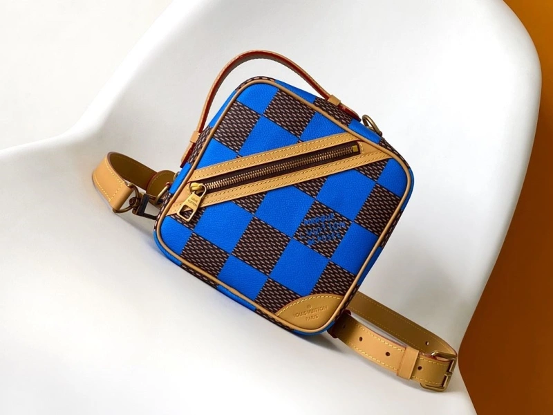 Comfortable LX Box Bags 19647