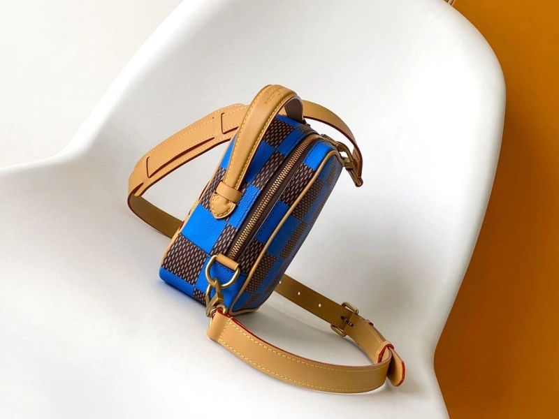 Comfortable LX Box Bags 19647