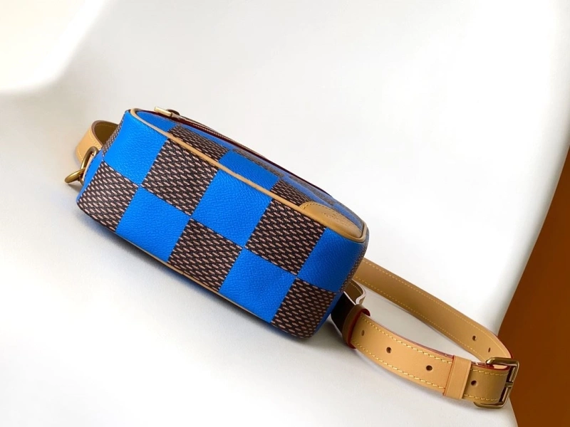 Comfortable LX Box Bags 19647