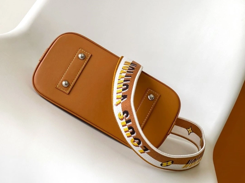 Comfortable LX Top Handle Bags 19145