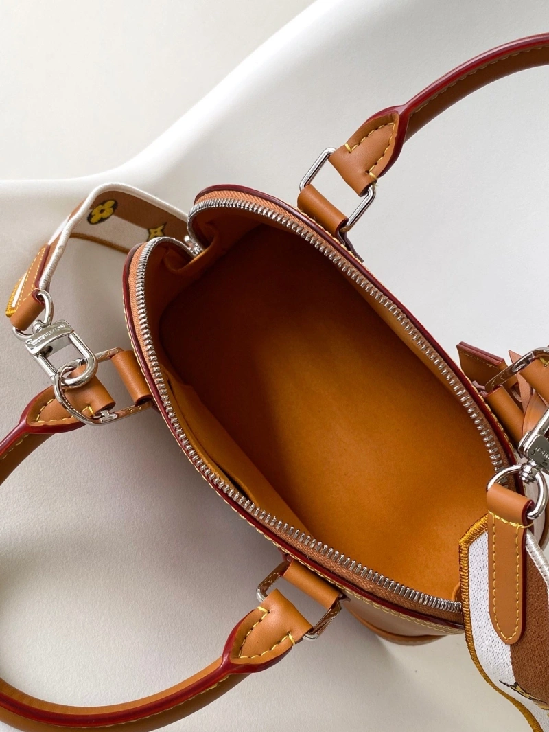Comfortable LX Top Handle Bags 19145